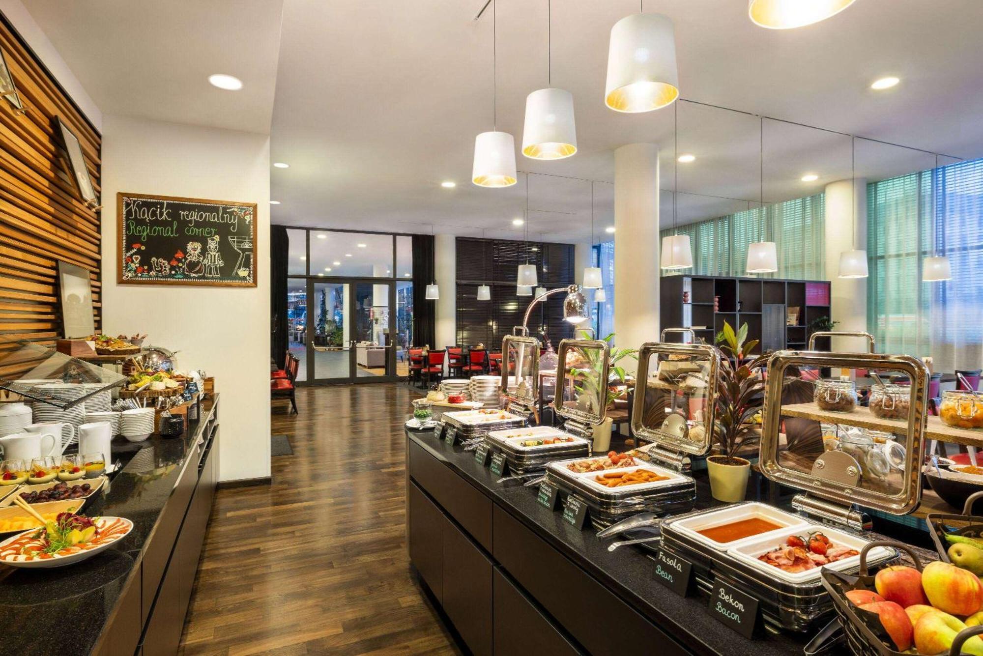 Vienna House Easy By Wyndham Katowice Hotel Exterior foto